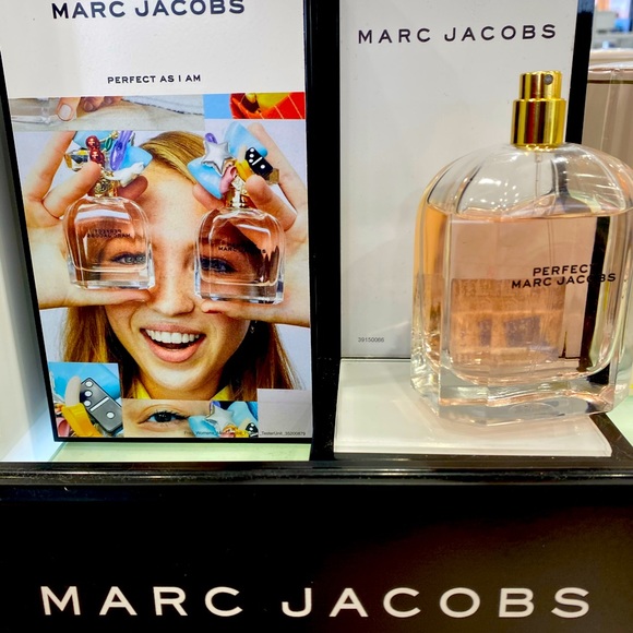 Meet your Posher, Megan - Picture 1 of 4